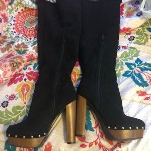 Platform boots size 9